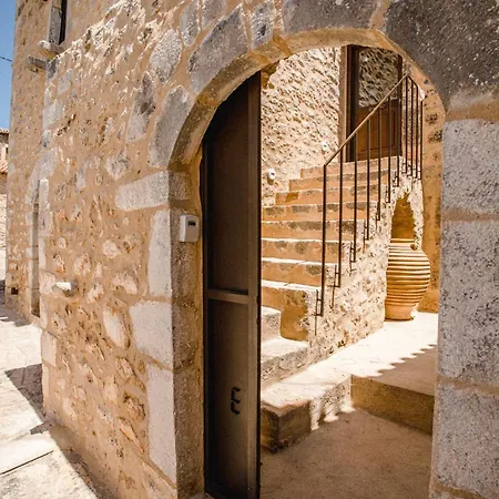 Hawk Tower - Towers Complex Pyrgos