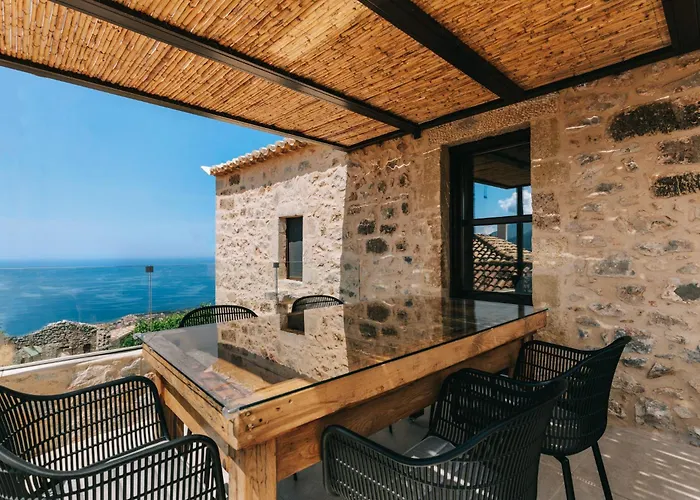 Dom wakacyjny Hawk Tower - Towers Complex Pirgos (Mani)