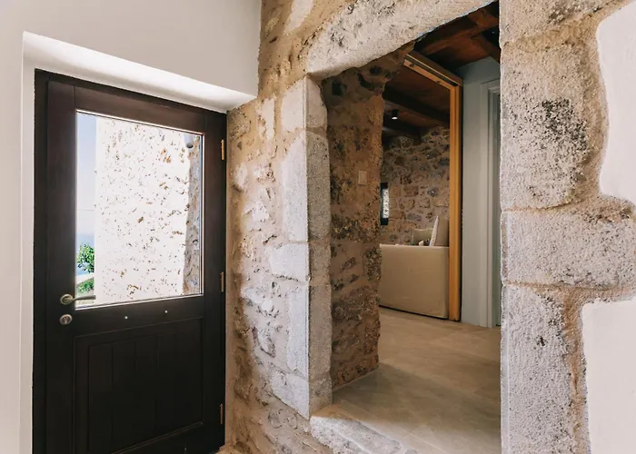 Dom wakacyjny Hawk Tower - Towers Complex Pirgos (Mani)